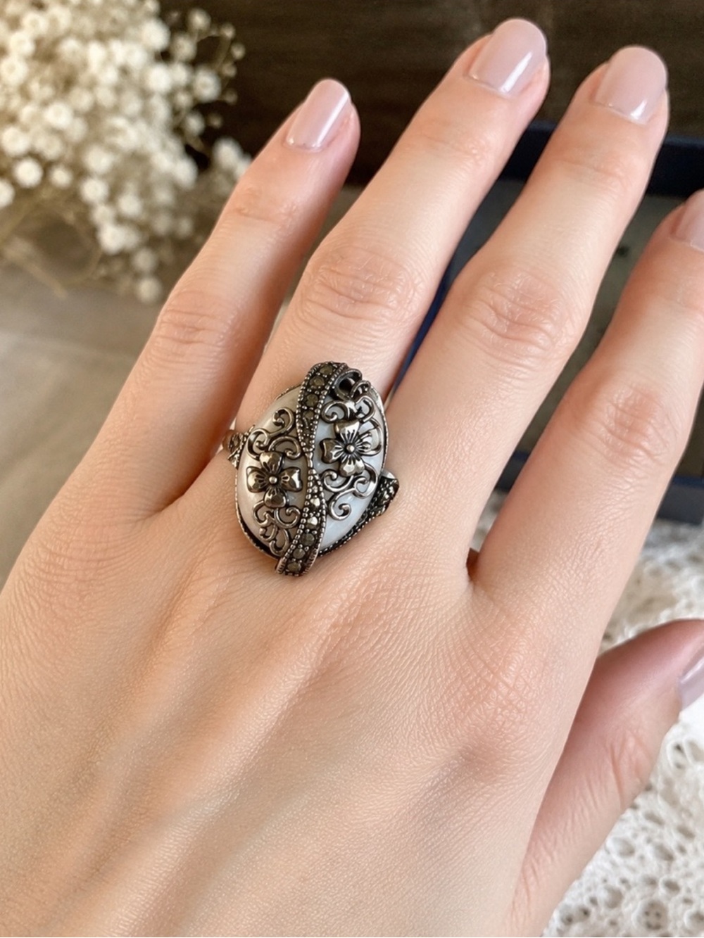 Mother of Pearl Floral Filigree Ring 316L Stainless Steel Victorian NWT